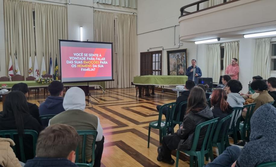 dialogos_sobre_masculinidades_noturno