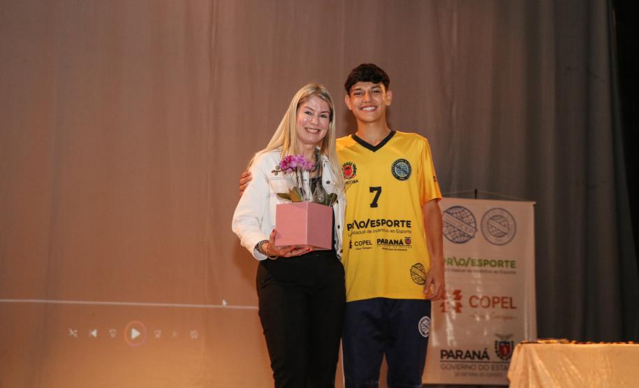 premiacao_Jogos_Escolares_do_Parana_com_Ronan_Cordeiro