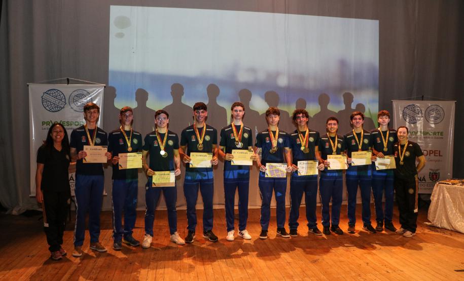 premiacao_Jogos_Escolares_do_Parana_com_Ronan_Cordeiro