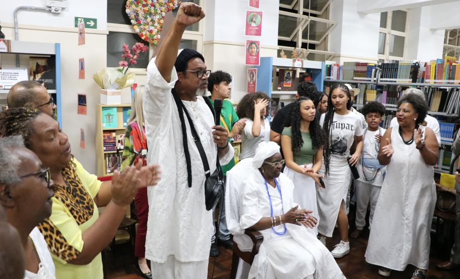 espaco_de_educacao_para_relacoes_etnico-raciais_doutora_Dalzira_Maria_Aparecida_Iyagunã