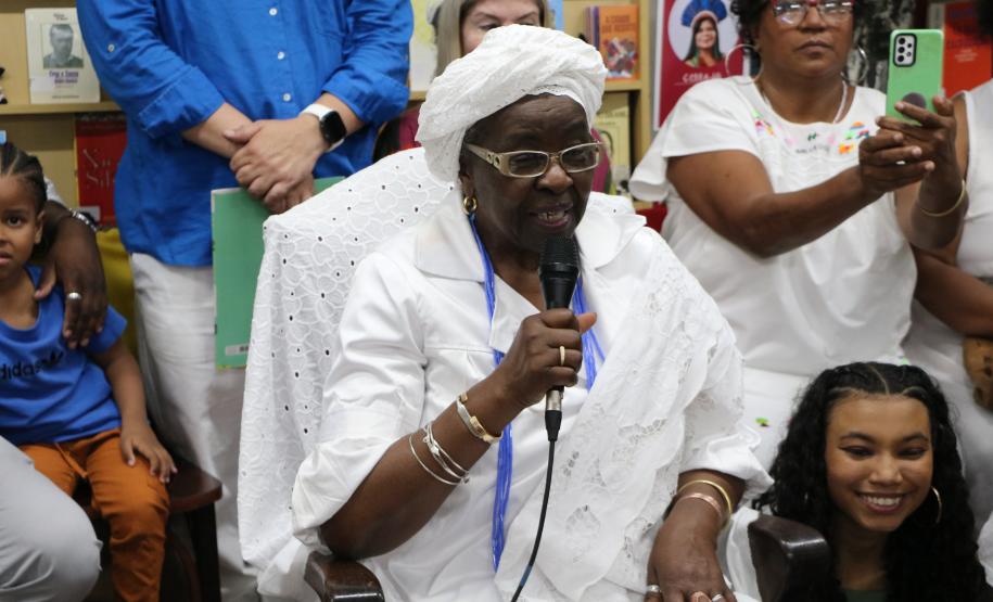 espaco_de_educacao_para_relacoes_etnico-raciais_doutora_Dalzira_Maria_Aparecida_Iyagunã