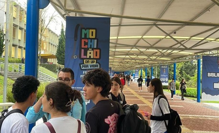 ensino_medio_visita_feira_de_profissoes_2024
