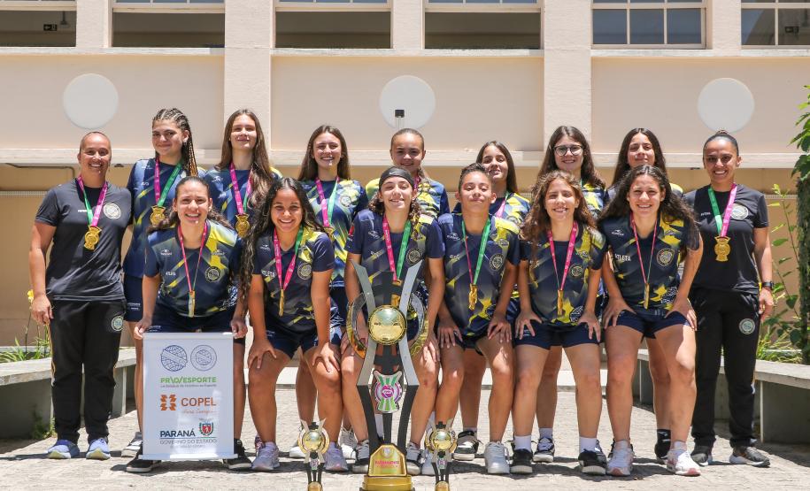 futsal_feminino_sub-17_CEP-Colombo_vaga_Taca_Brasil