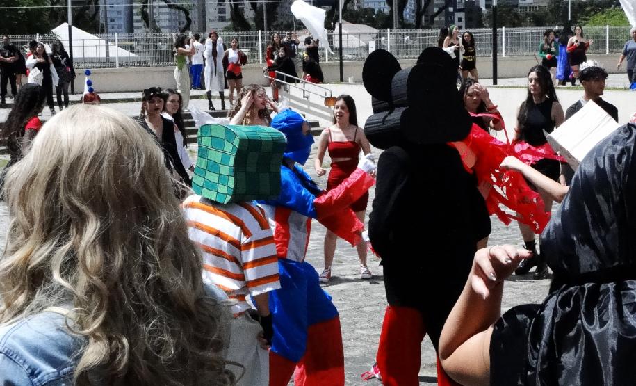 doces_ou_travessuras_halloween_2024