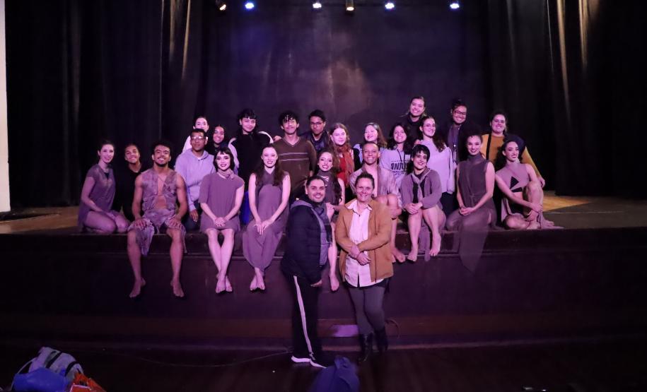 Equipe do Centro de Dança Eliane Fetzer