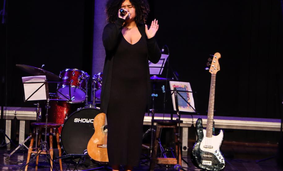 Apresentações da Escolinha de Arte no Canal da Música