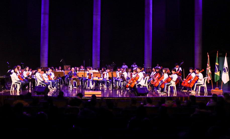Apresentações da Escolinha de Arte no Canal da Música