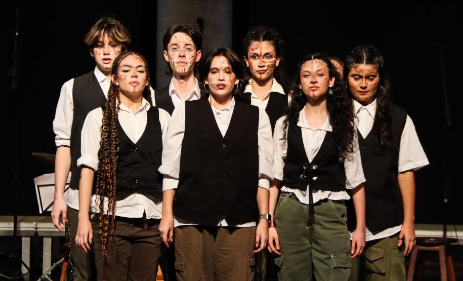 Apresentações da Escolinha de Arte no Canal da Música