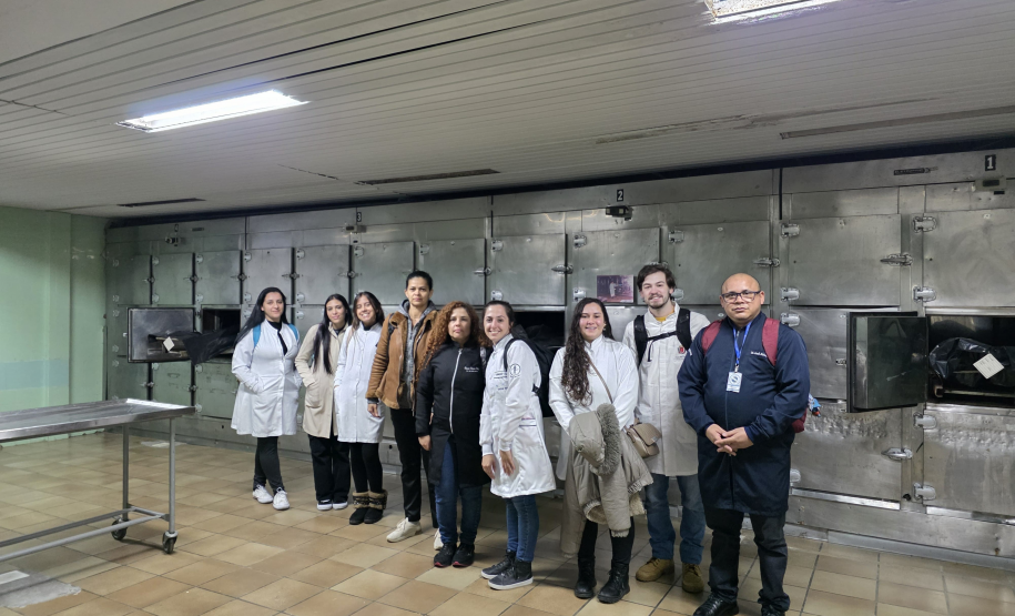 Turma do Saúde Bucal visita Museu Paranaense de Ciências Forenses