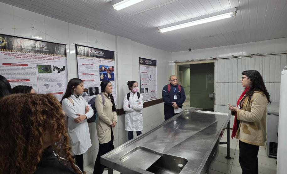 Turma do Saúde Bucal visita Museu Paranaense de Ciências Forenses