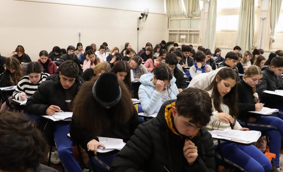 Estudantes do Curcep fazem simulado