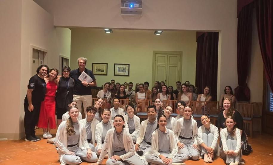 Dancep em apresentações na Itália