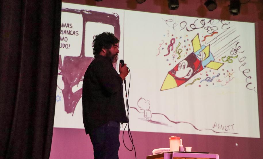 Benett conversa com Curcep