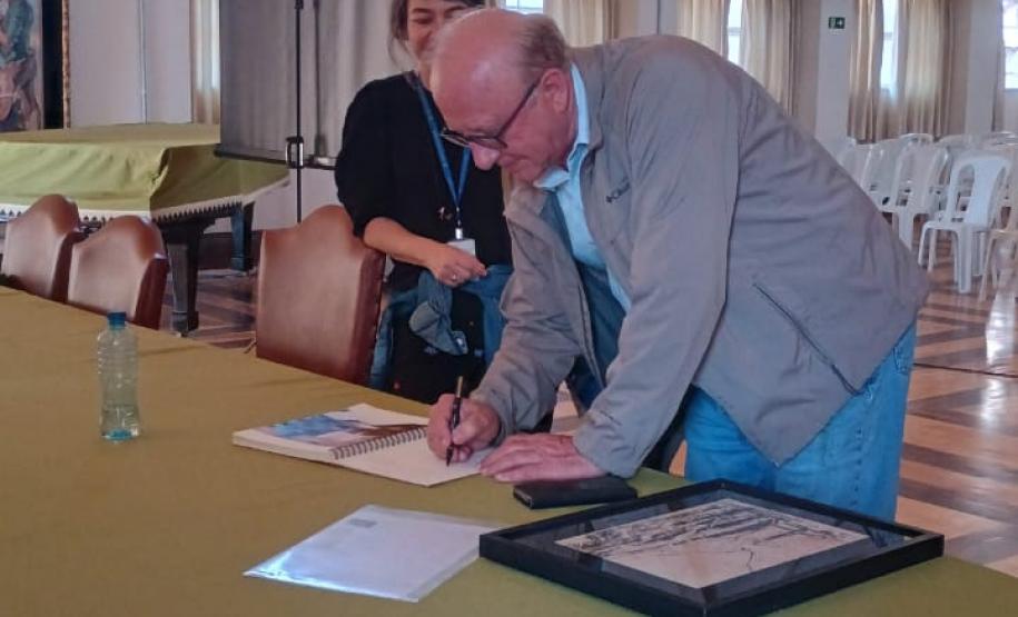 Estudantes atuais e do passado