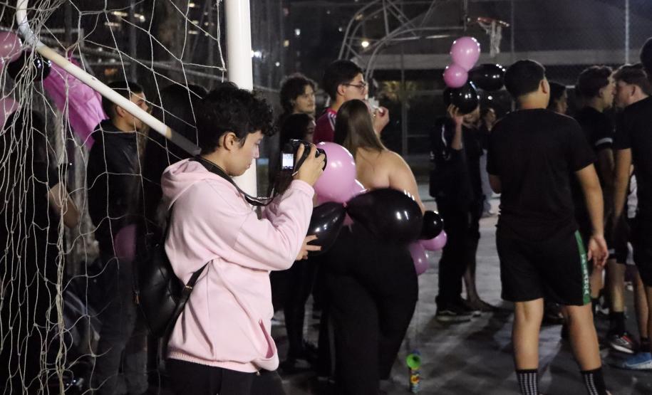 Estudantes no Interclasse de futsal