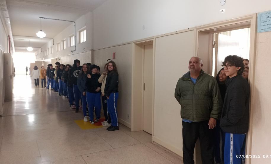 exercício de simulação de esvaziamento do prédio do CEP