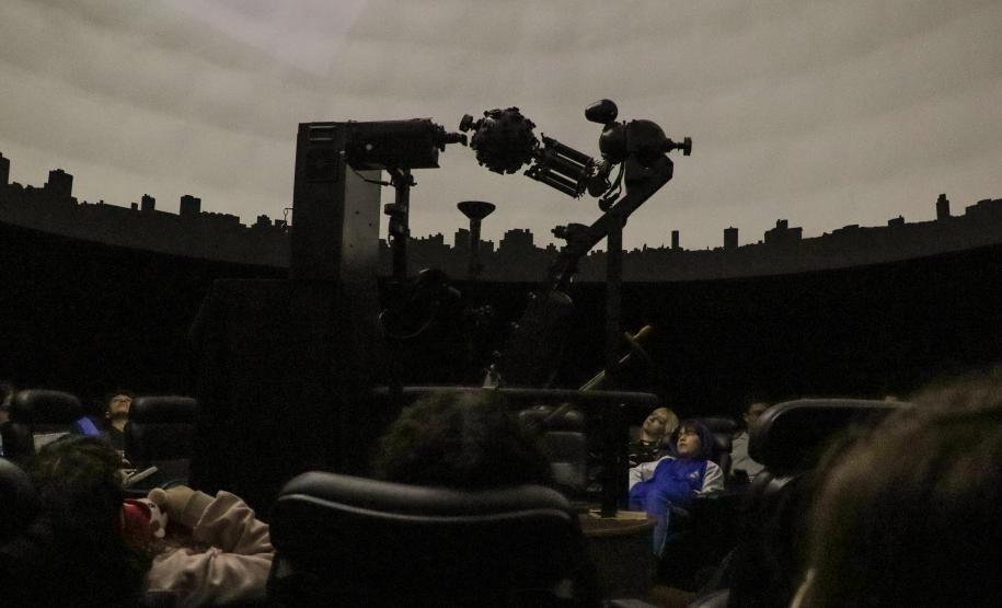 Estudantes e professores recebem certificação da Unesp