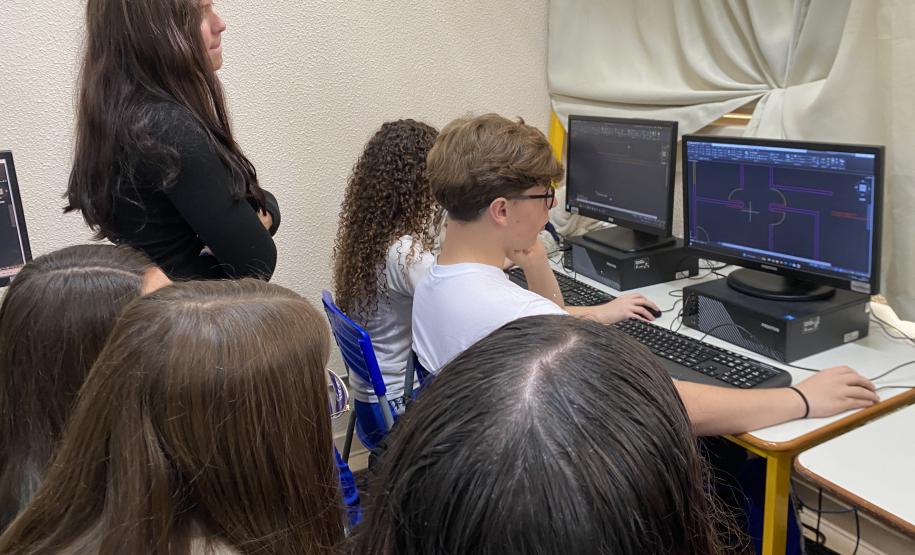 Atividade integrada entre estudantes de Prótese Dentária e Edificações