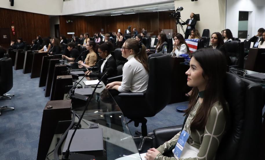 Estudantes do CEPMun