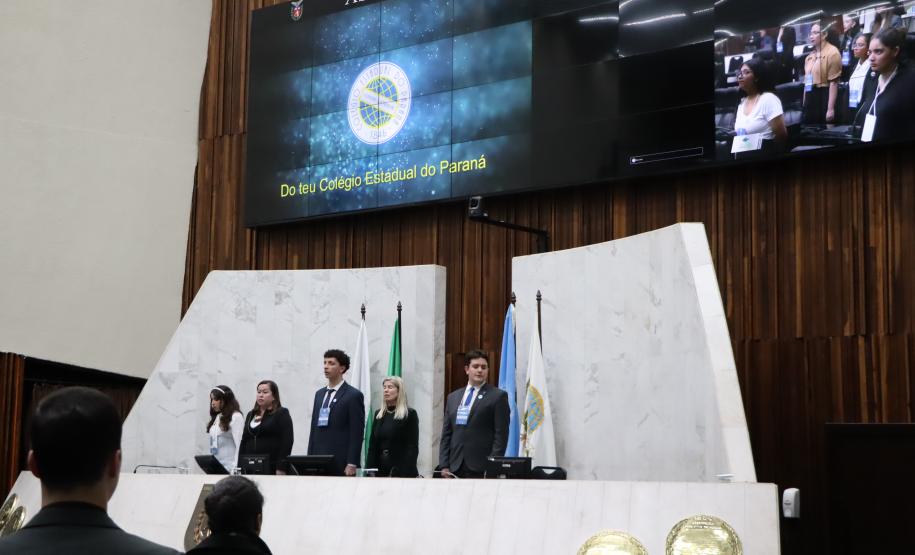 Estudantes do CEPMun