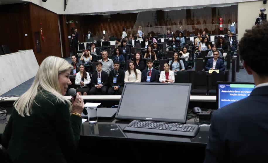 Estudantes do CEPMun