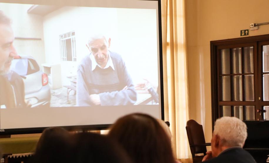 Sessão de exibição do documentário sobre Seu Dante