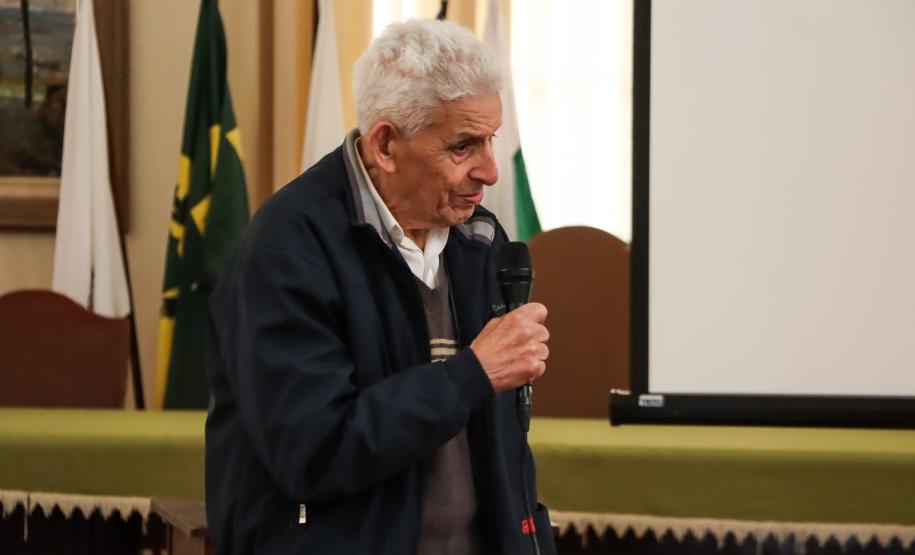 Sessão de exibição do documentário sobre Seu Dante