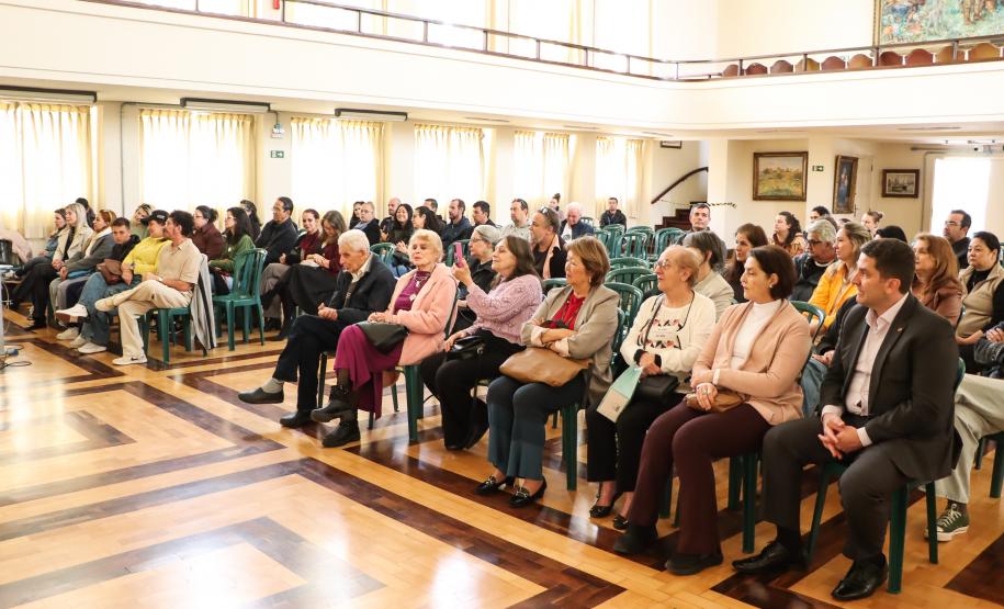 Sessão de exibição do documentário sobre Seu Dante