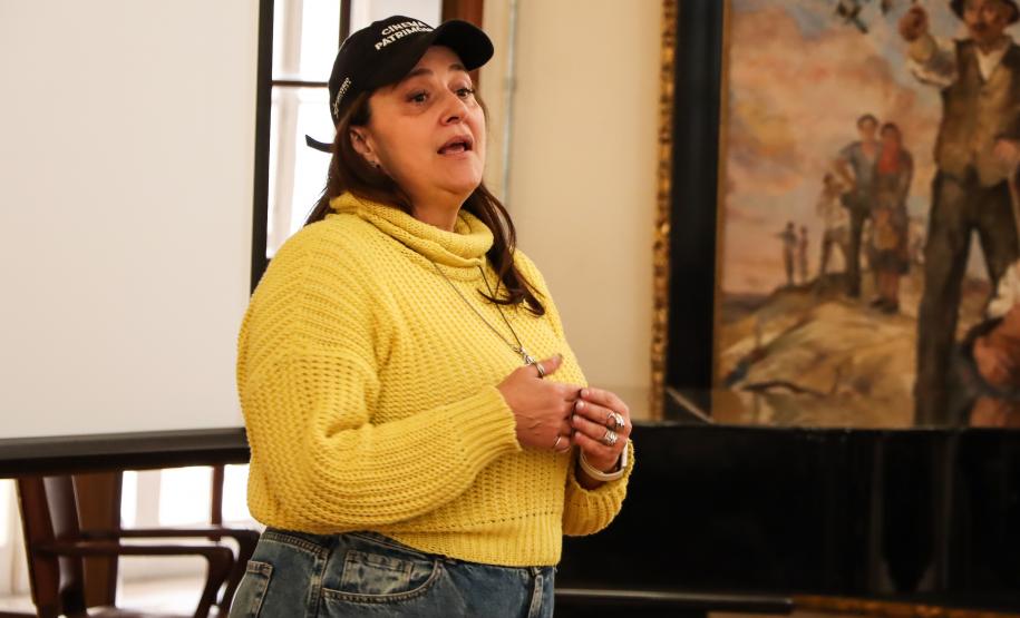 Sessão de exibição do documentário sobre Seu Dante