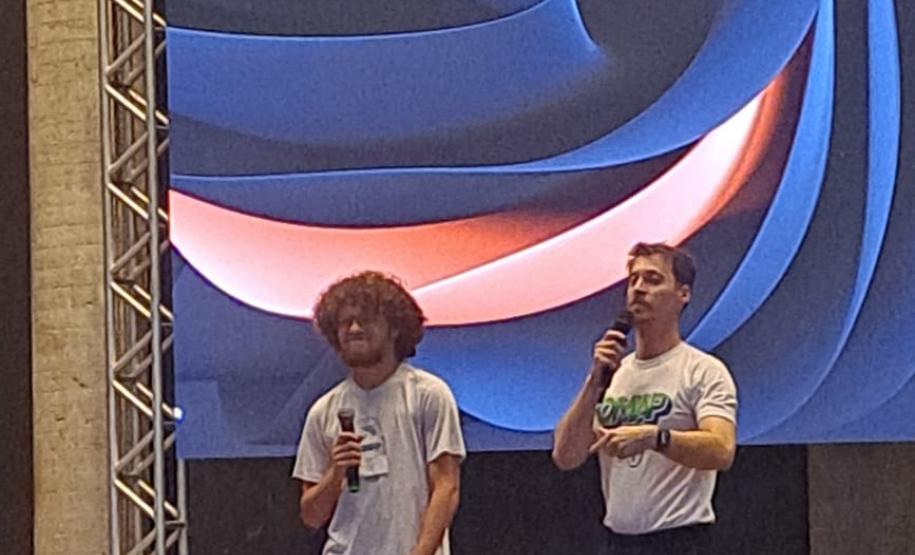 Premiação de estudantes medalhistas da Olimpíada de Matemática das Escolas Estaduais do Paraná