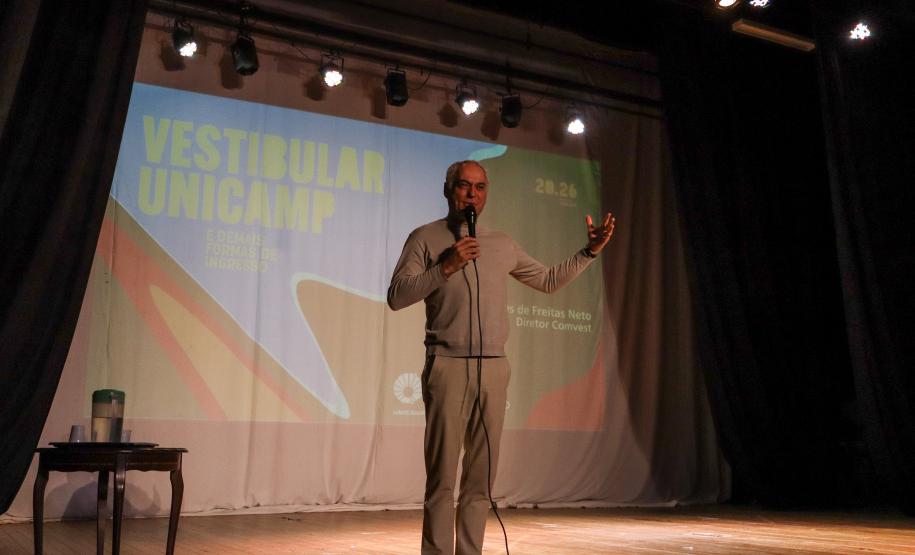 Professor da Unicamp faz palestra no CEP