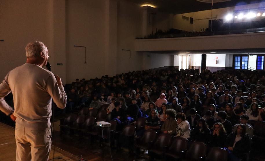 Professor da Unicamp faz palestra no CEP