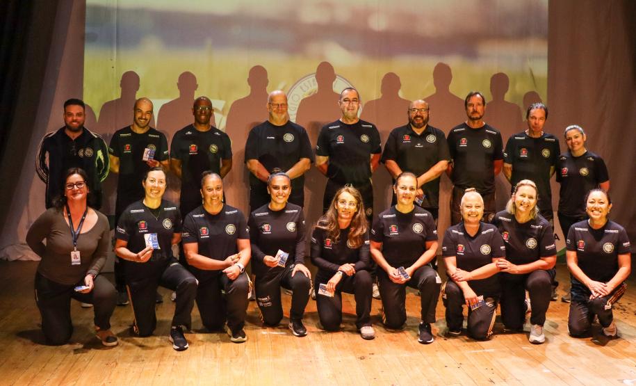 Estudantes atletas recebem premiação