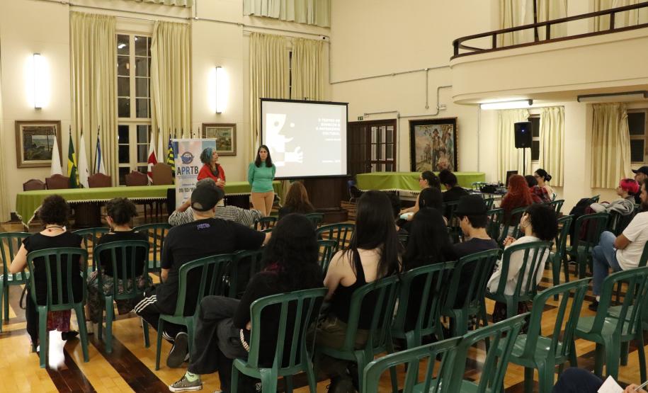 Atividades do Técnico em Teatro e do Técnico em Produção de Áudio e Vídeo