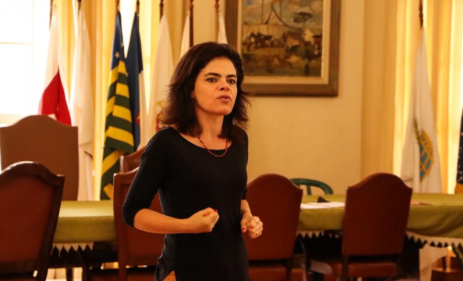 roda de conversa do centro de memória