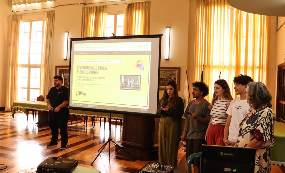 Palestra sobre bullying e cyberbullying