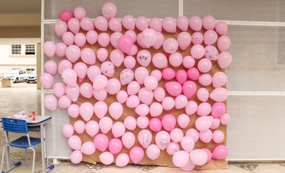 Estudantes do CEP se expressam no Outubro Rosa