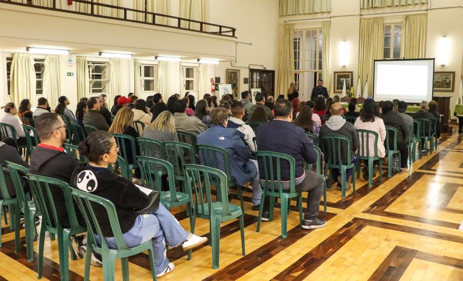 Reuniões com pais e responsáveis