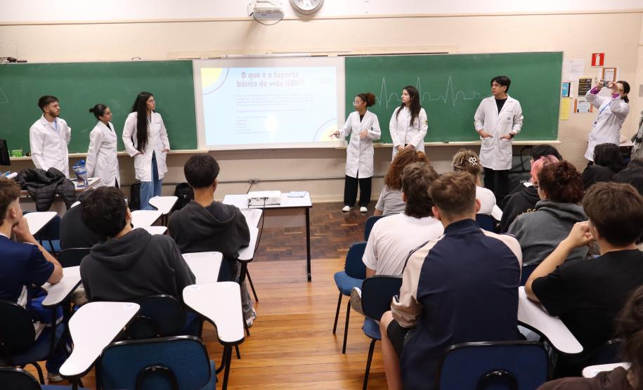 Orientações de Suporte Básico de Vida