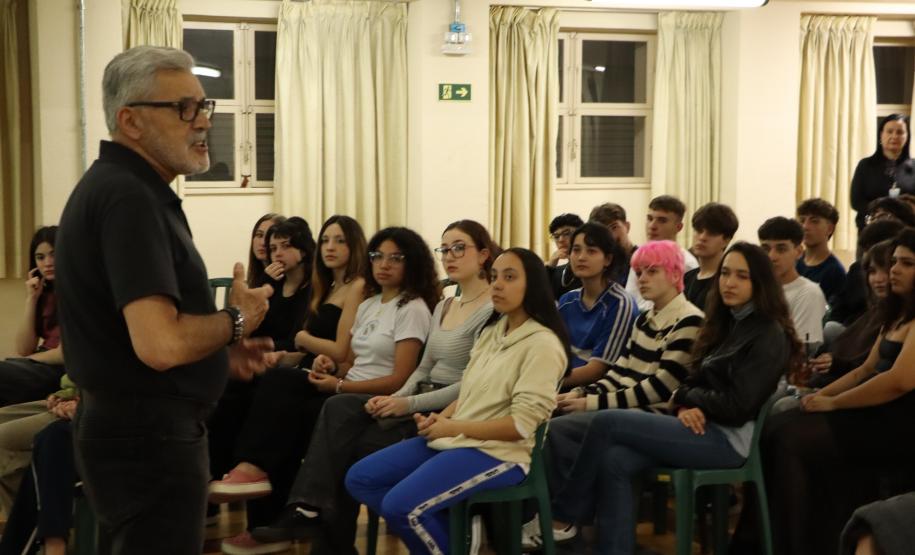 Palestras a turmas do ensino médio noturno