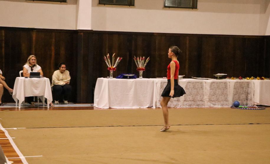 Ginastas do CEP na apresentação do Ginástica de Gala
