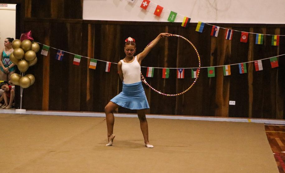 Ginastas do CEP na apresentação do Ginástica de Gala