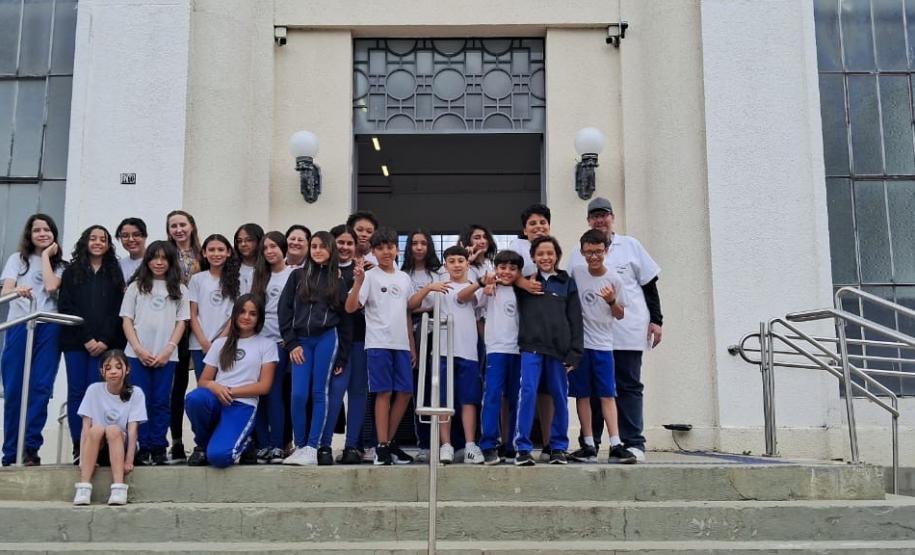 Estudantes visitam Museu Planeta Água