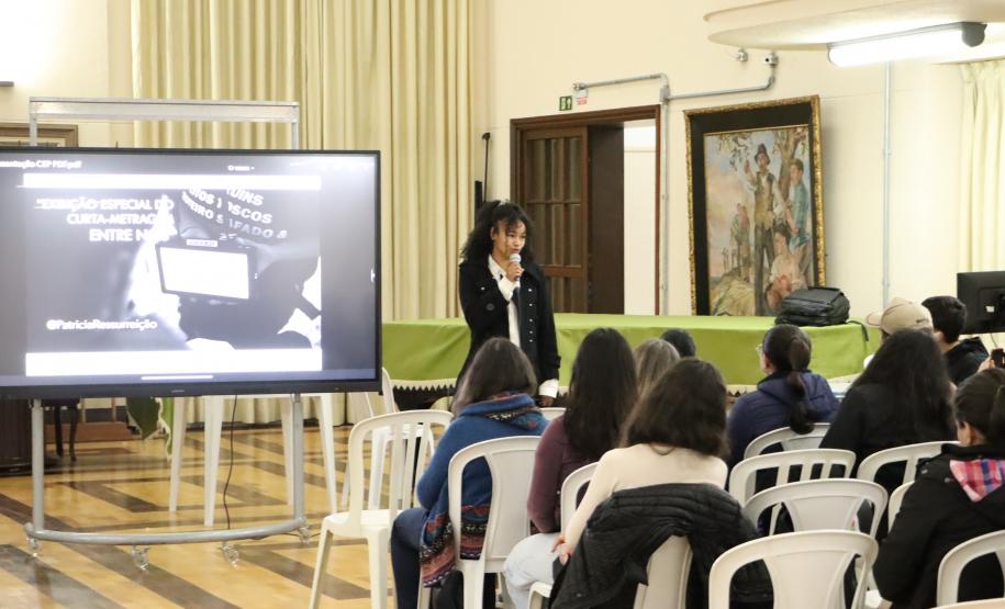 Patrícia Ressurreição em palestra no CEP