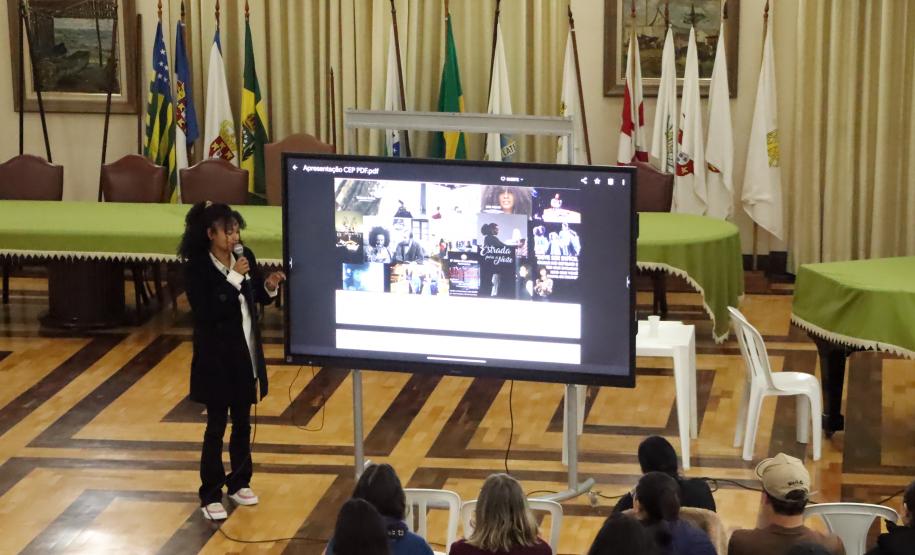 Patrícia Ressurreição em palestra no CEP