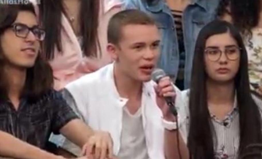 Os estudantes do curso de Teatro do Colégio Estadual do Paraná (CEP) apareceram para todo Brasil durante o programa “Altas Horas”, exibido pelo canal da Rede Globo de Televisão.