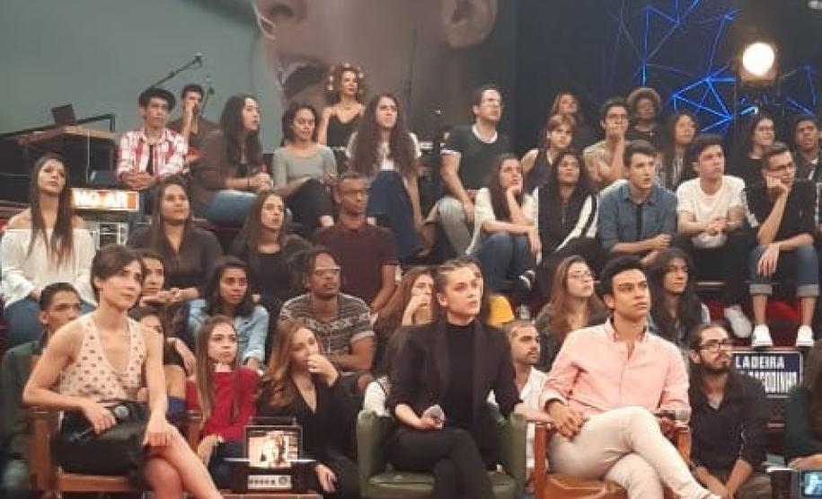 Os estudantes do curso de Teatro do Colégio Estadual do Paraná (CEP) apareceram para todo Brasil durante o programa “Altas Horas”, exibido pelo canal da Rede Globo de Televisão.