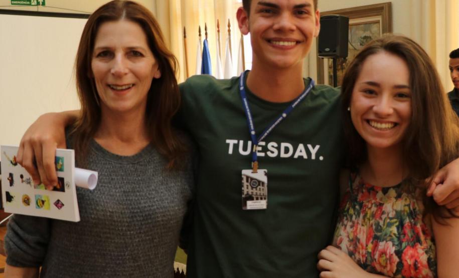 No dia 05 de dezembro de 2018 ocorreu, no Salão Nobre do Colégio Estadual do Paraná, a posse da nova diretoria do GECEP – Grêmio Estudantil do Colégio Estadual do Paraná, escolhida pelo voto dos estudantes para a representatividade dos mesmos durante o Ano Letivo de 2019.