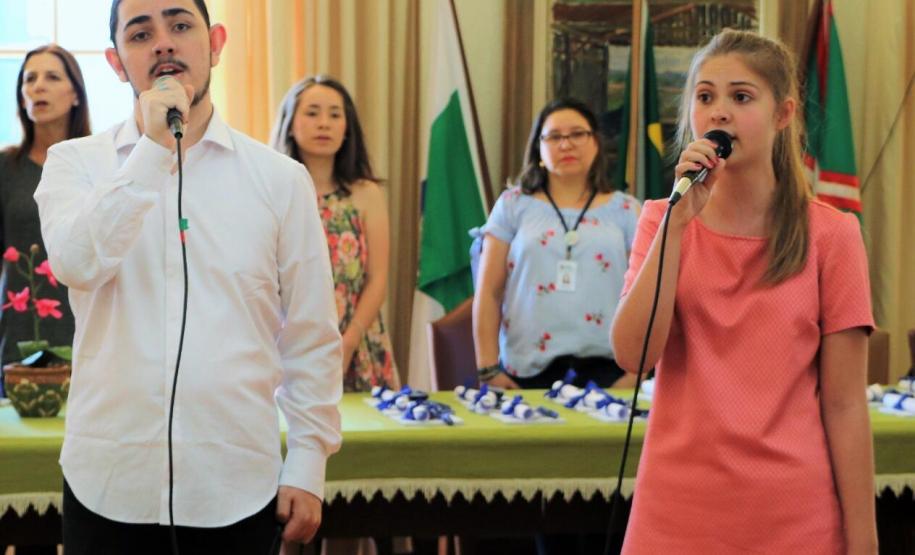 No dia 05 de dezembro de 2018 ocorreu, no Salão Nobre do Colégio Estadual do Paraná, a posse da nova diretoria do GECEP – Grêmio Estudantil do Colégio Estadual do Paraná, escolhida pelo voto dos estudantes para a representatividade dos mesmos durante o Ano Letivo de 2019.