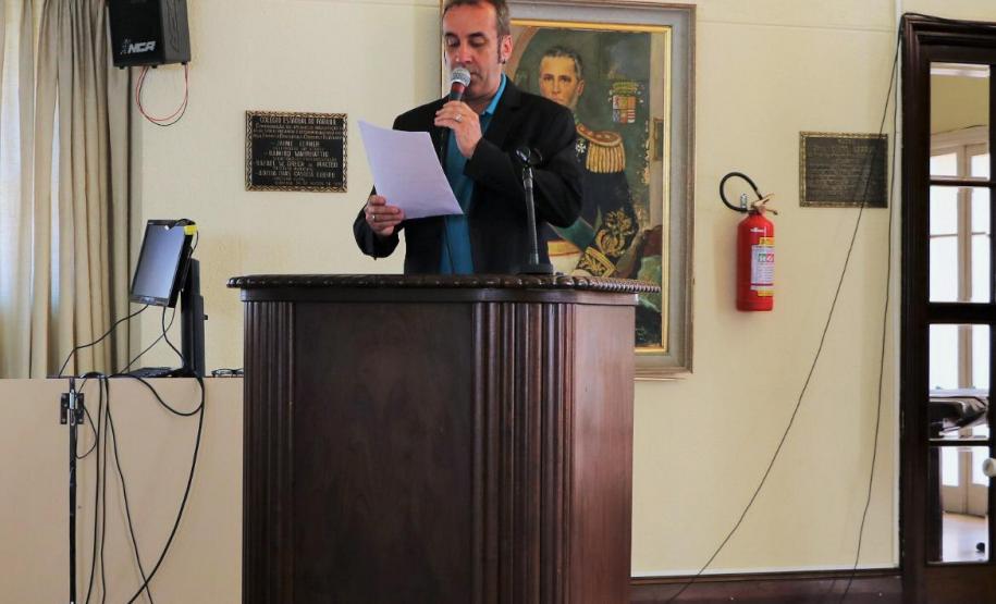 No dia 05 de dezembro de 2018 ocorreu, no Salão Nobre do Colégio Estadual do Paraná, a posse da nova diretoria do GECEP – Grêmio Estudantil do Colégio Estadual do Paraná, escolhida pelo voto dos estudantes para a representatividade dos mesmos durante o Ano Letivo de 2019.